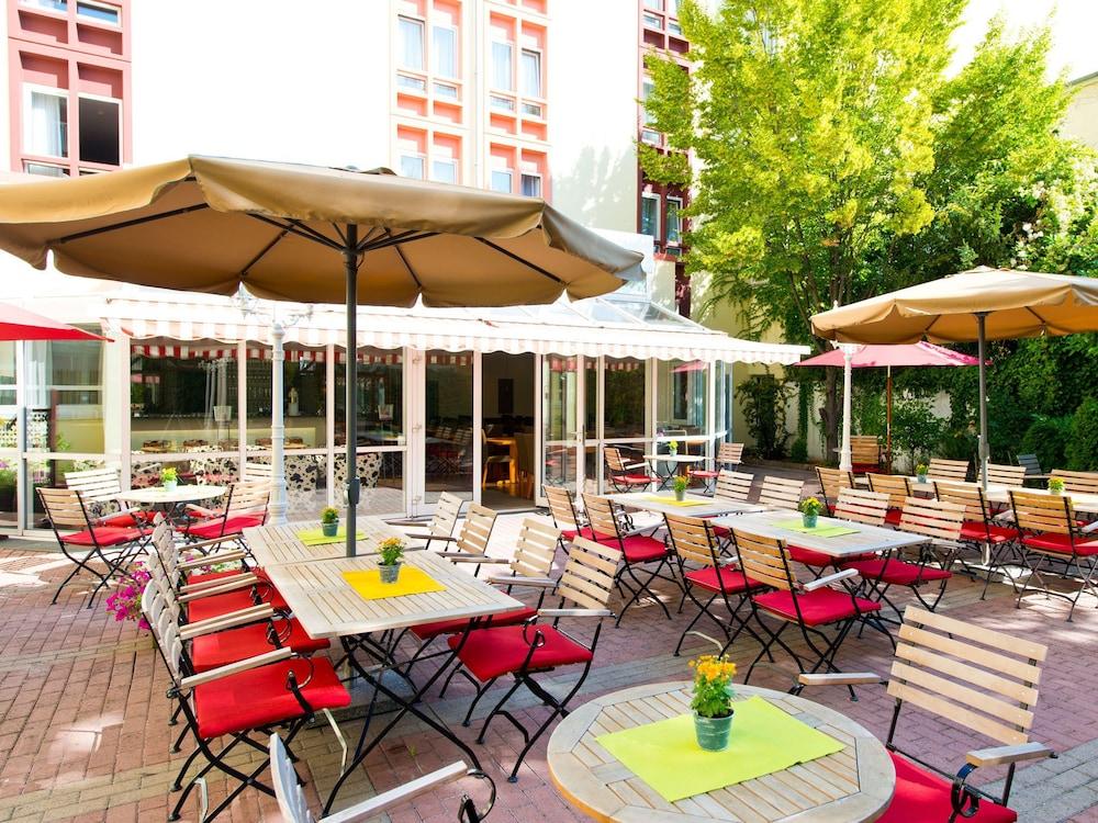 Achat Hotel Neustadt an der Weinstraße エクステリア 写真