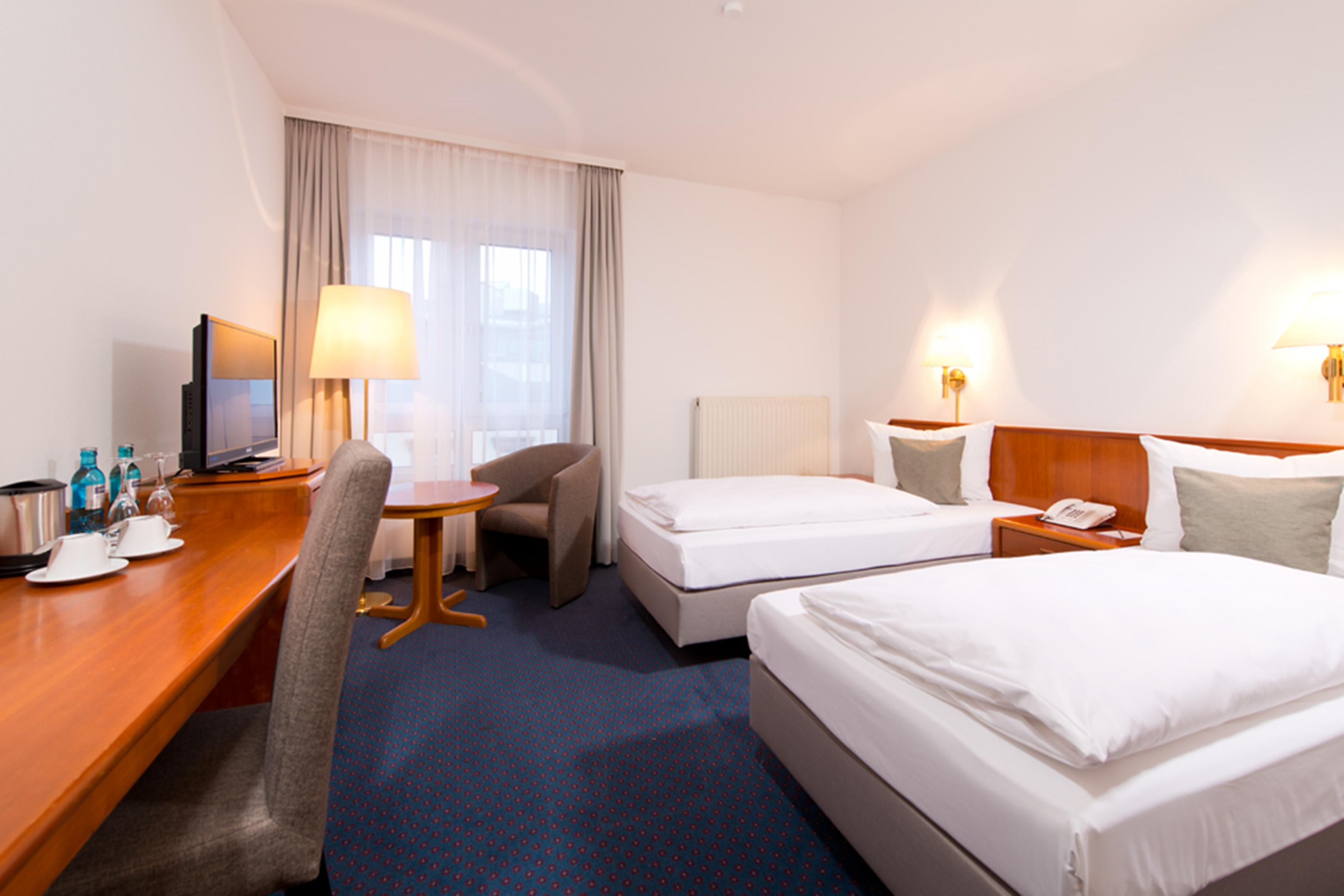 Achat Hotel Neustadt an der Weinstraße エクステリア 写真