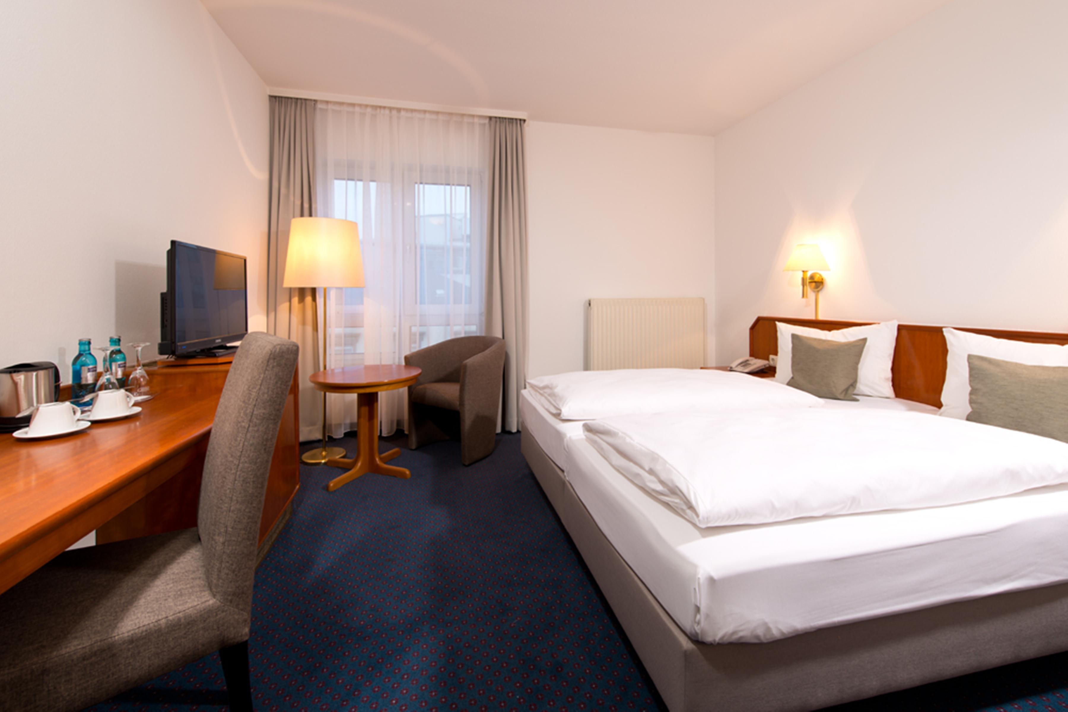 Achat Hotel Neustadt an der Weinstraße エクステリア 写真