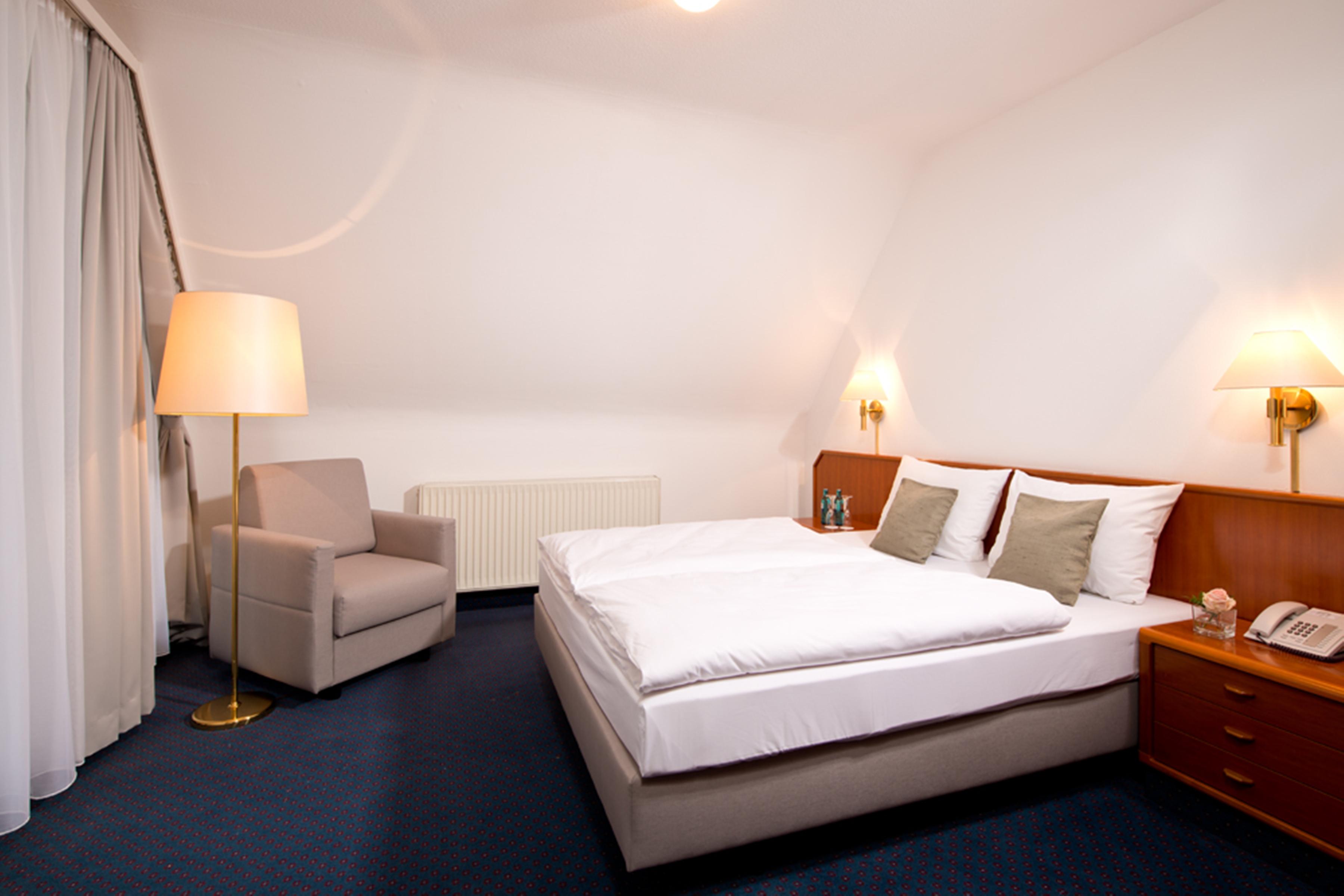 Achat Hotel Neustadt an der Weinstraße エクステリア 写真
