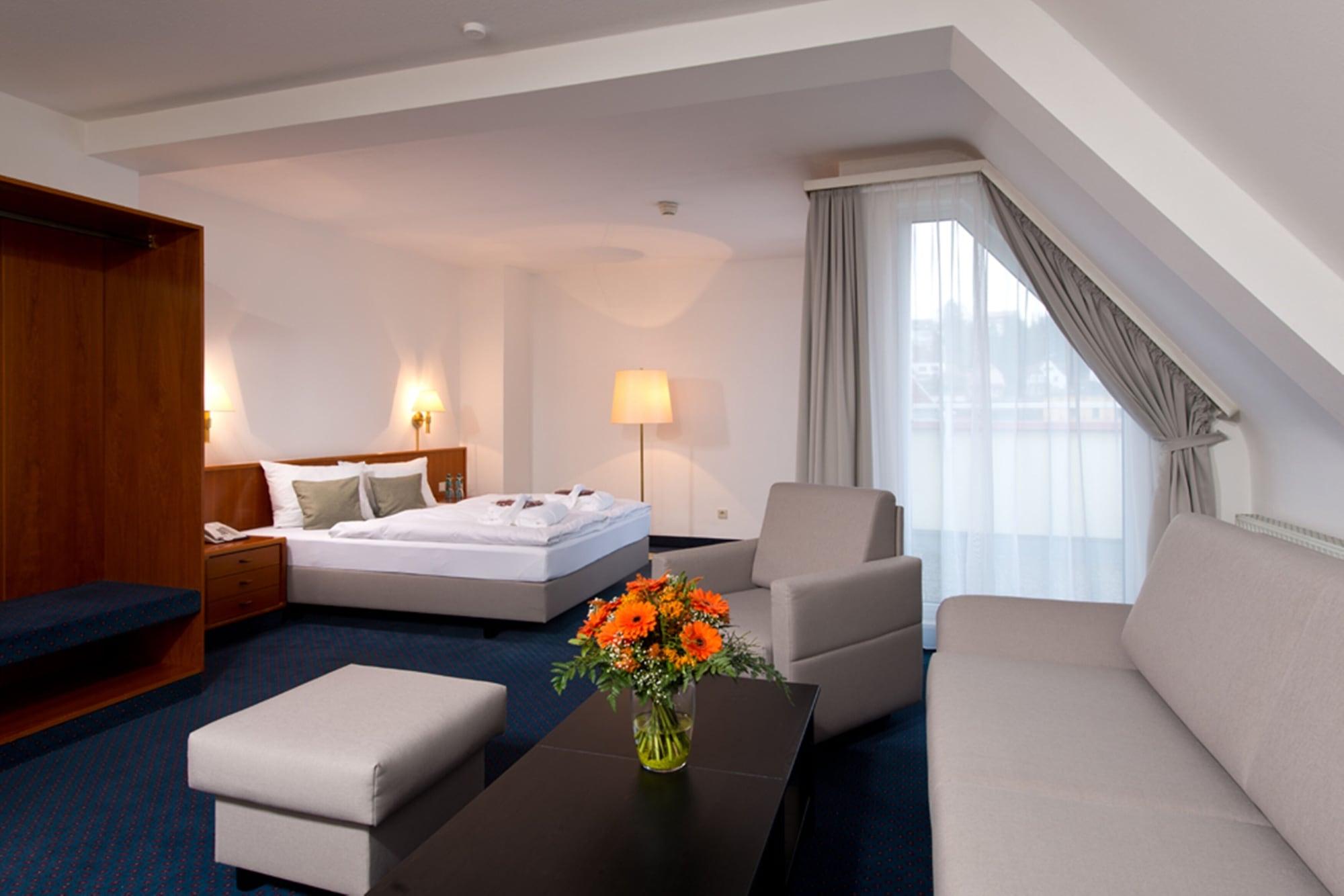 Achat Hotel Neustadt an der Weinstraße エクステリア 写真
