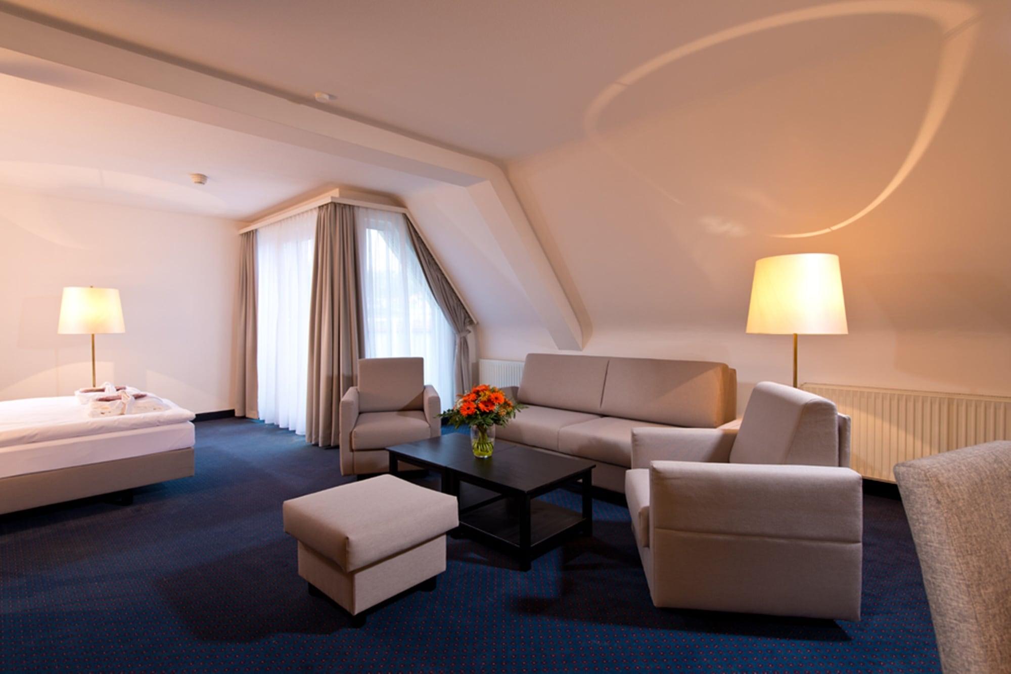 Achat Hotel Neustadt an der Weinstraße エクステリア 写真