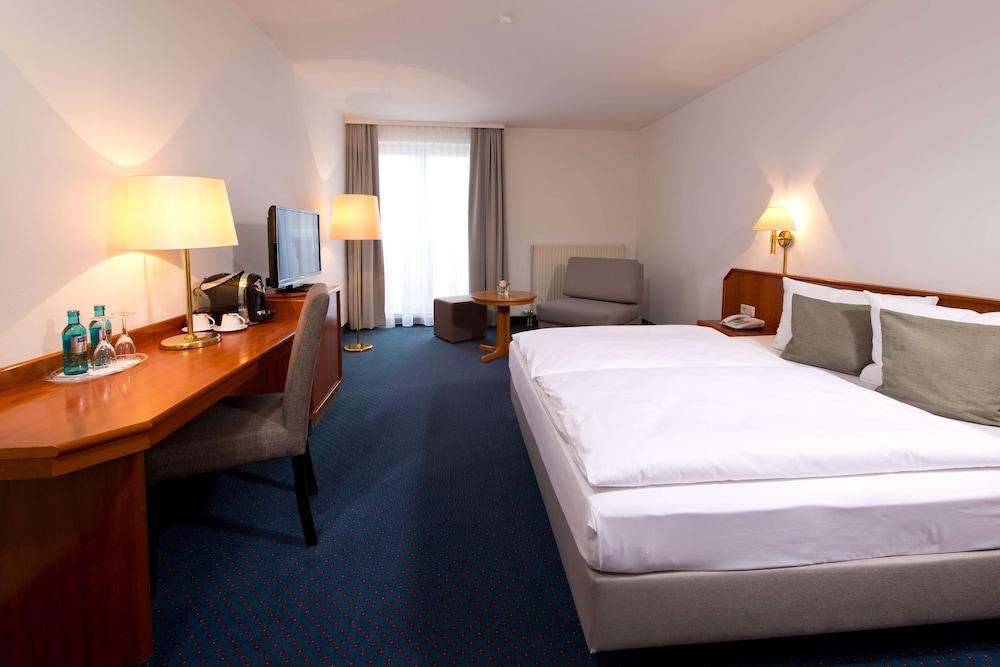 Achat Hotel Neustadt an der Weinstraße エクステリア 写真