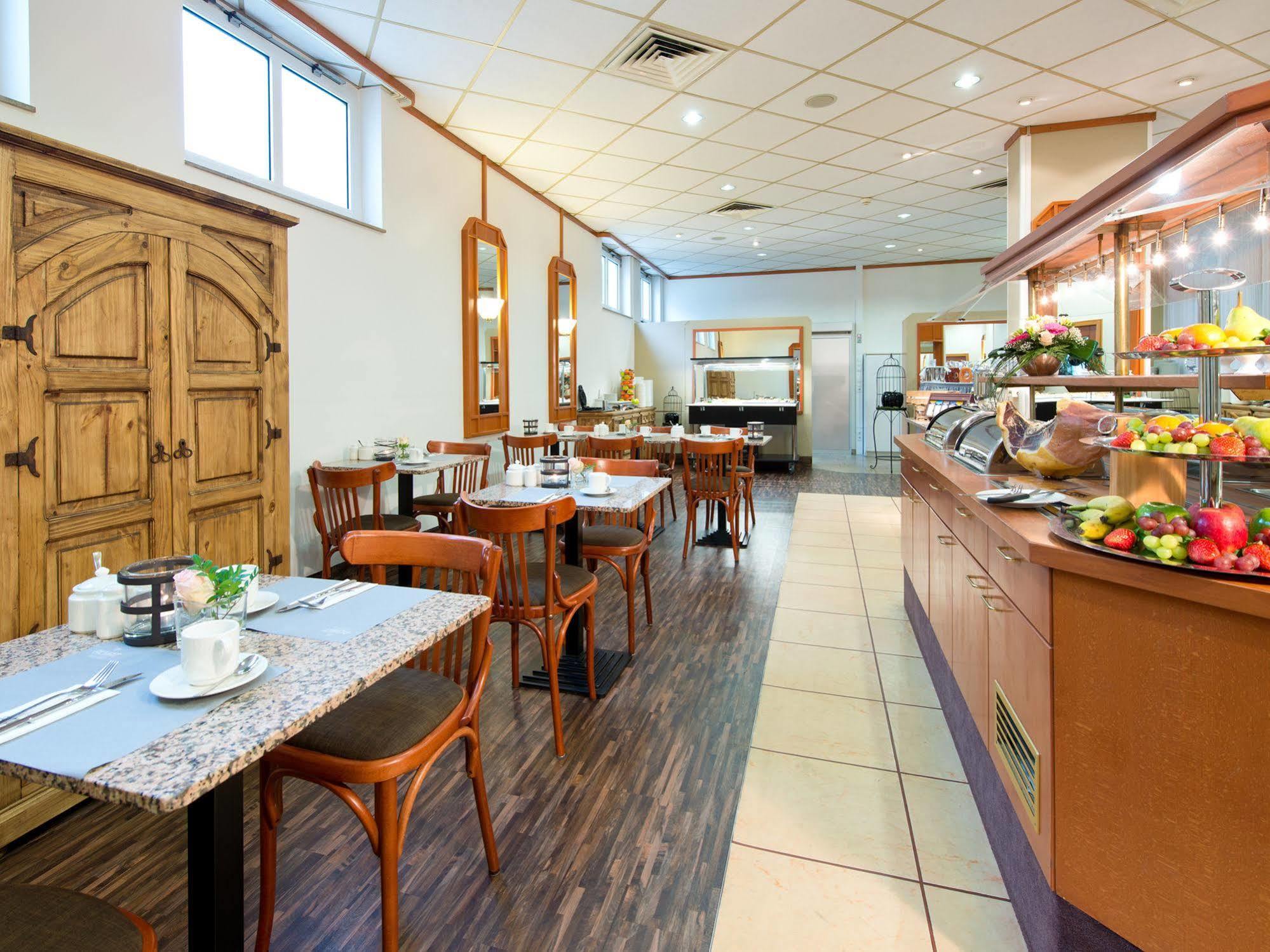 Achat Hotel Neustadt an der Weinstraße エクステリア 写真